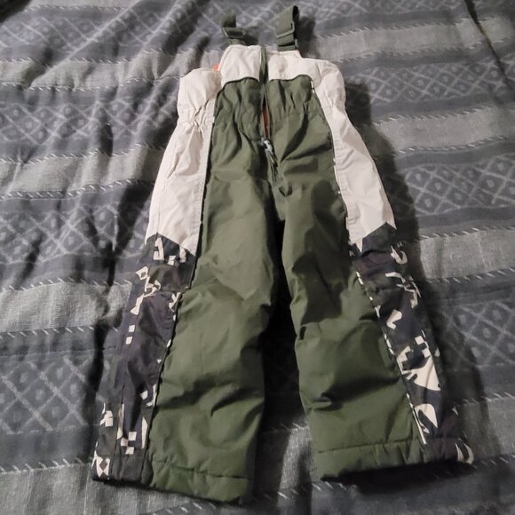 Youth 2t winter snow suit - Picture 3 of 11